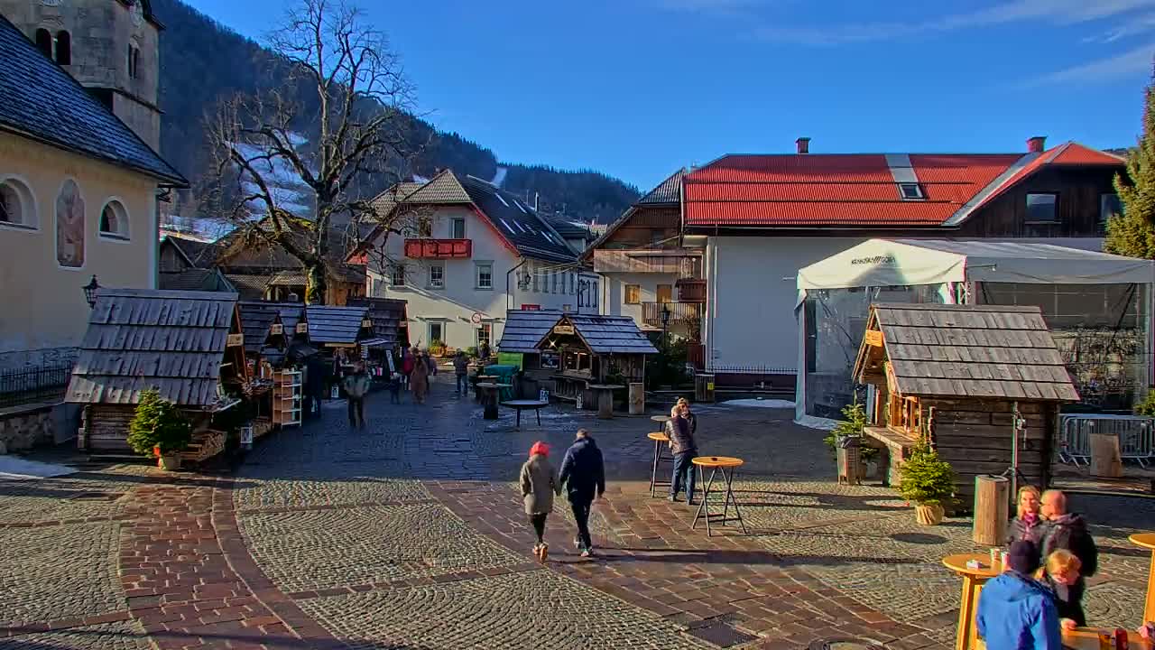 Kranjska Gora Town Center Live Cam - Jesenice, Gorenjska (Upper Carniola), Slovenia