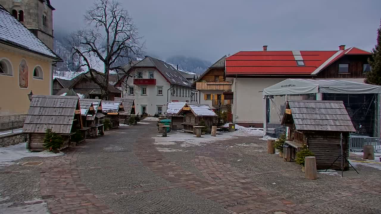 Kranjska Gora Town Center Live Cam - Jesenice, Gorenjska (Upper Carniola), Slovenia