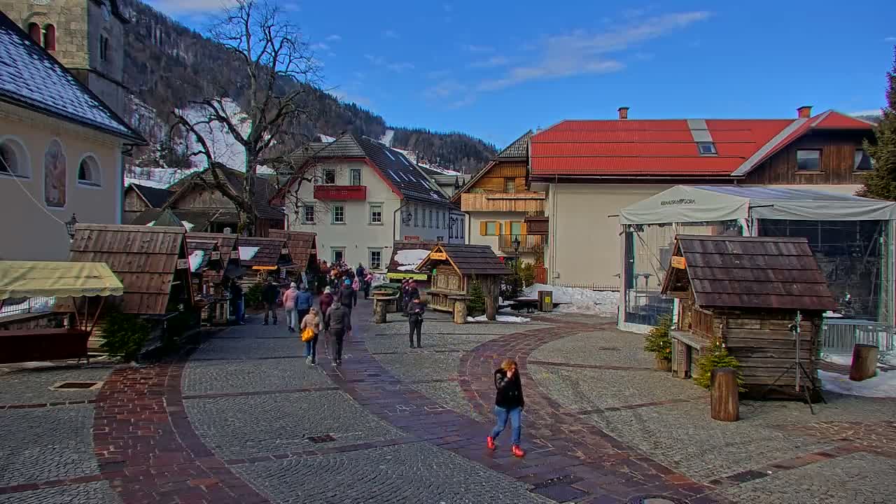 Kranjska Gora Town Center Live Cam - Jesenice, Gorenjska (Upper Carniola), Slovenia
