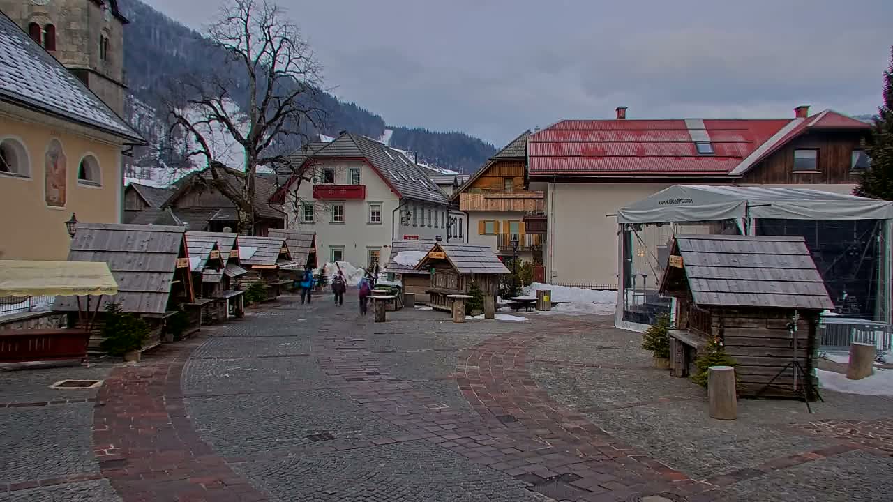 Kranjska Gora Town Center Live Cam - Jesenice, Gorenjska (Upper Carniola), Slovenia