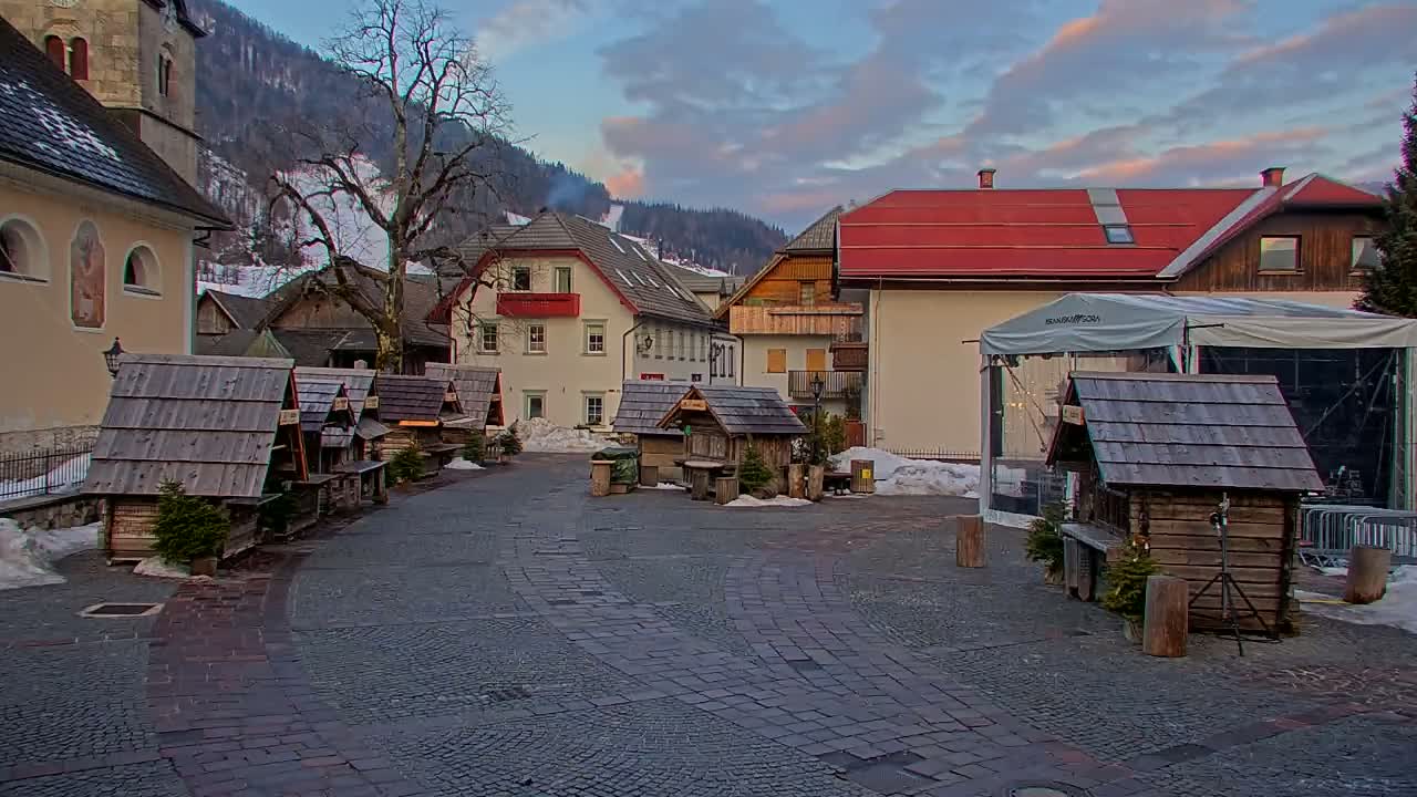 Kranjska Gora Town Center Live Cam - Jesenice, Gorenjska (Upper Carniola), Slovenia