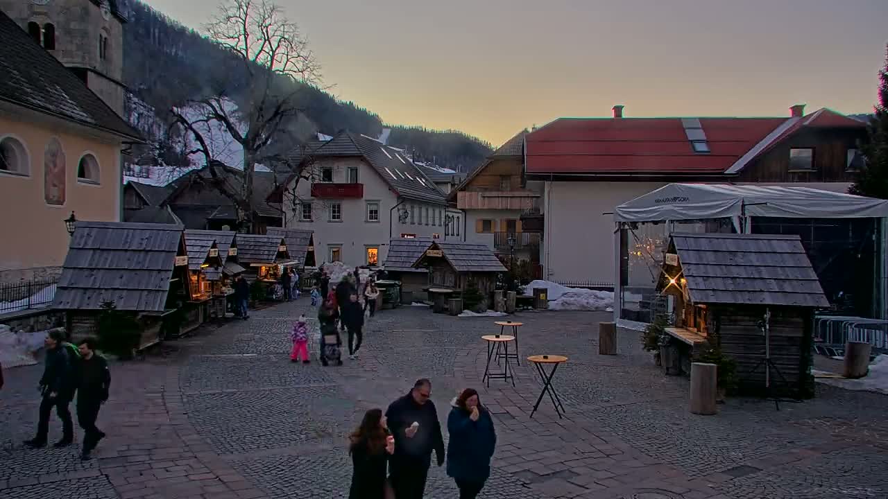 Kranjska Gora Town Center Live Cam - Jesenice, Gorenjska (Upper Carniola), Slovenia