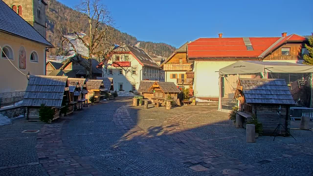 Kranjska Gora Town Center Live Cam - Jesenice, Gorenjska (Upper Carniola), Slovenia