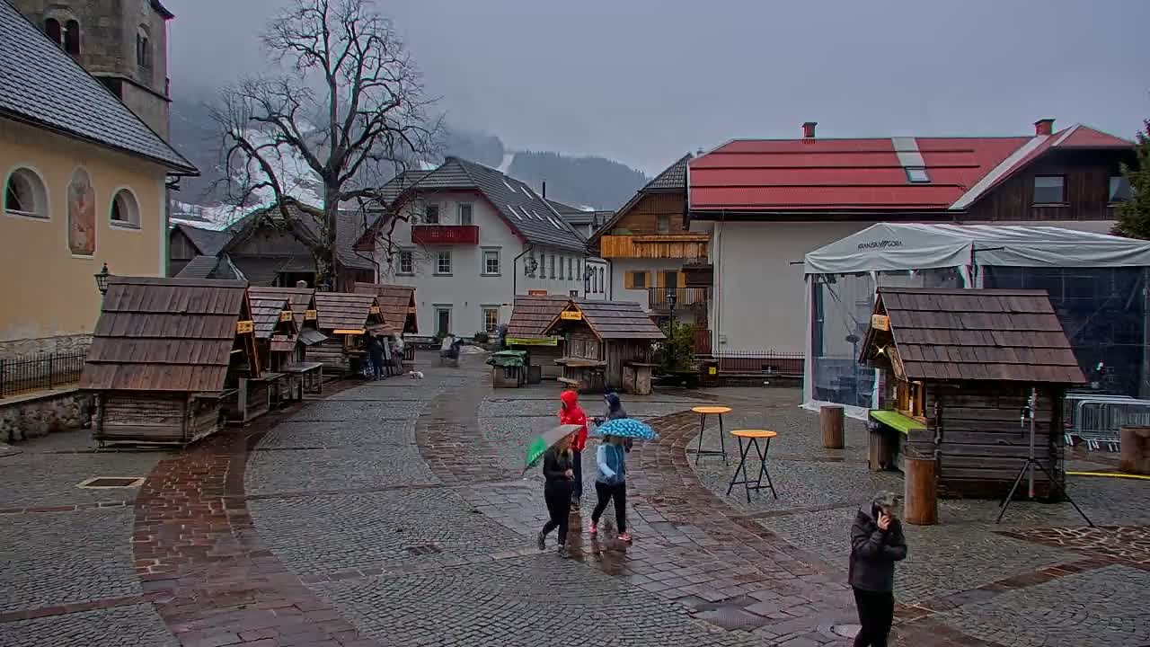 Kranjska Gora Town Center Live Cam - Jesenice, Gorenjska (Upper Carniola), Slovenia