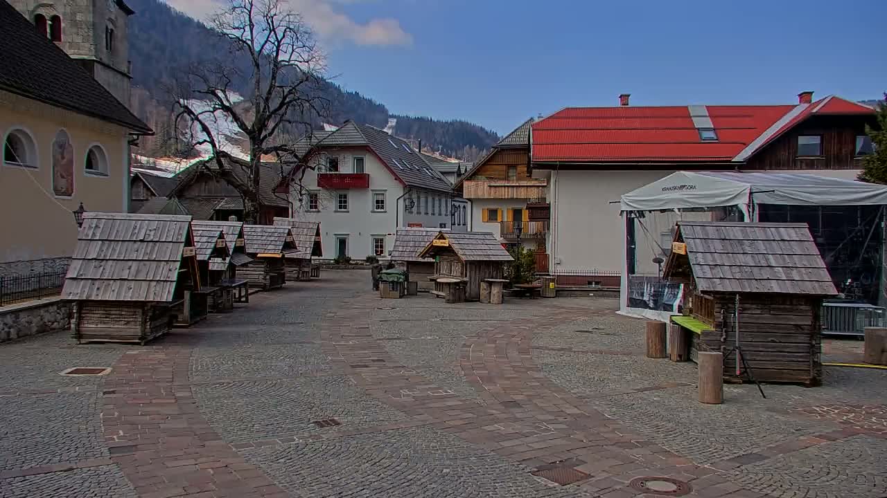 Kranjska Gora Town Center Live Cam - Jesenice, Gorenjska (Upper Carniola), Slovenia