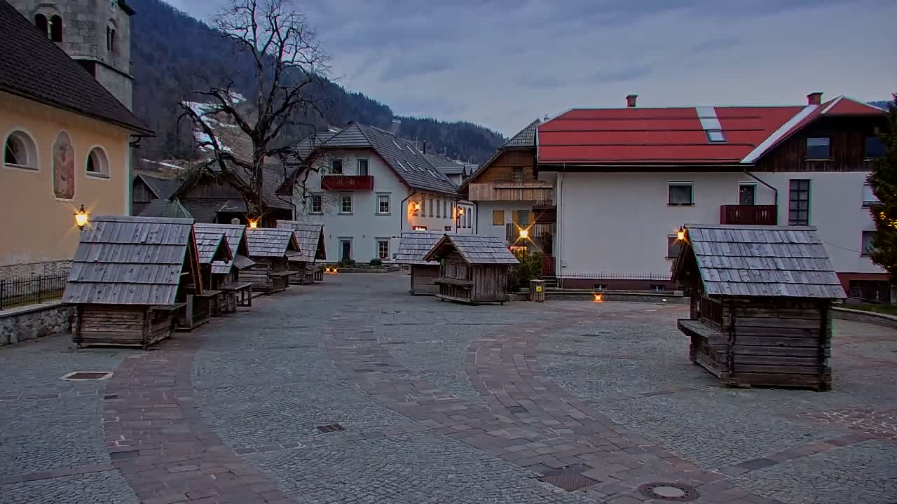 Kranjska Gora Town Center Live Cam - Jesenice, Gorenjska (Upper Carniola), Slovenia