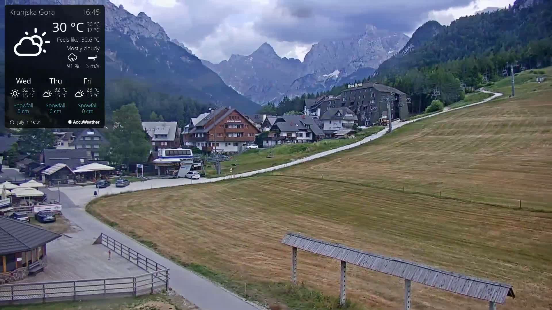 Kranjska Gora Ski Slopes Live Cam - Jesenice, Gorenjska (Upper Carniola), Slovenia