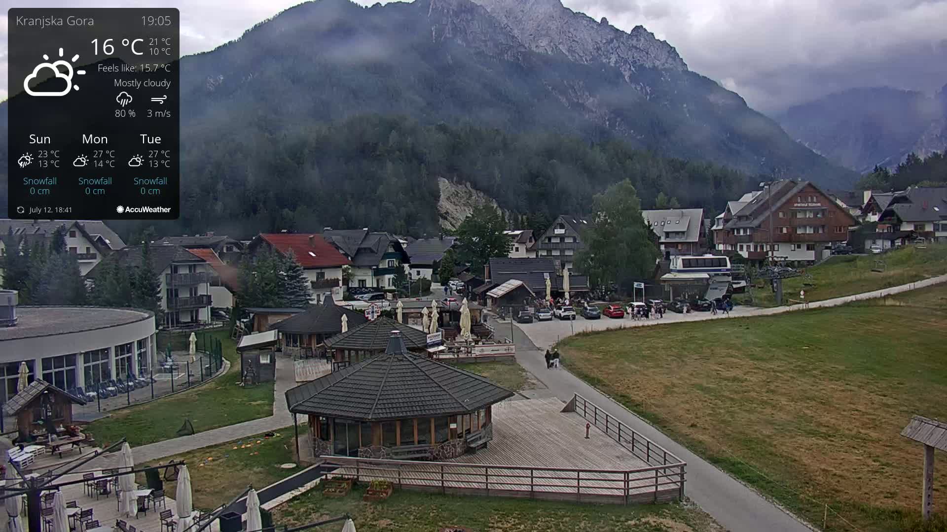 Kranjska Gora, Jezero Jasna Lake Live Cam - Jesenice, Gorenjska (Upper Carniola), Slovenia