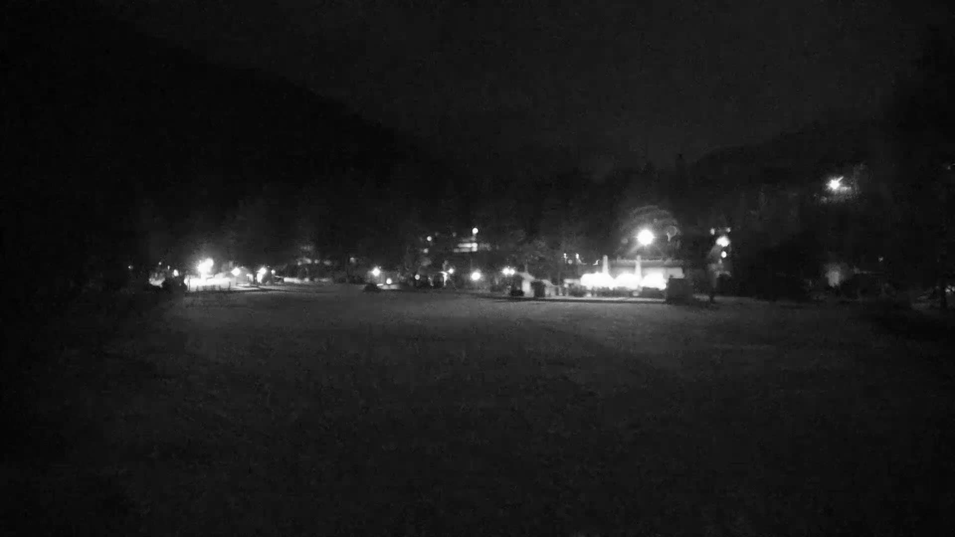 Kranjska Gora, Jezero Jasna Lake Live Cam - Jesenice, Gorenjska (Upper Carniola), Slovenia
