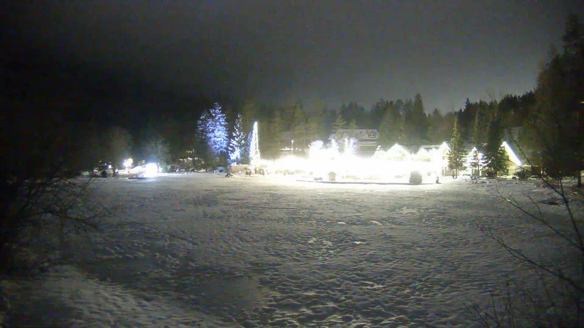 Kranjska Gora, Jezero Jasna Lake Live Cam - Jesenice, Gorenjska (Upper Carniola), Slovenia