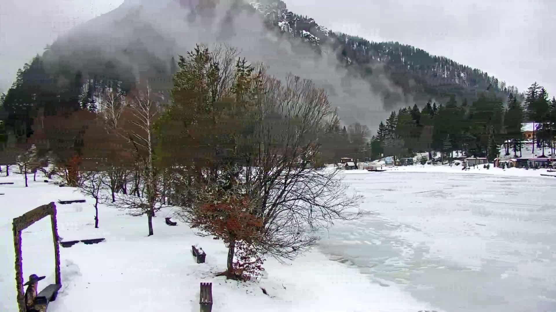 Kranjska Gora, Jezero Jasna Lake Live Cam - Jesenice, Gorenjska (Upper Carniola), Slovenia