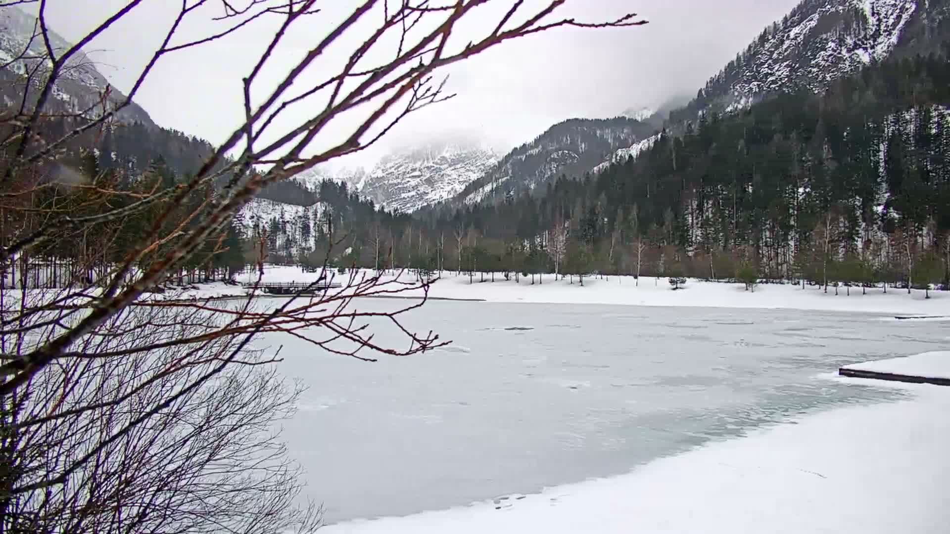 Kranjska Gora, Jezero Jasna Lake Live Cam - Jesenice, Gorenjska (Upper Carniola), Slovenia