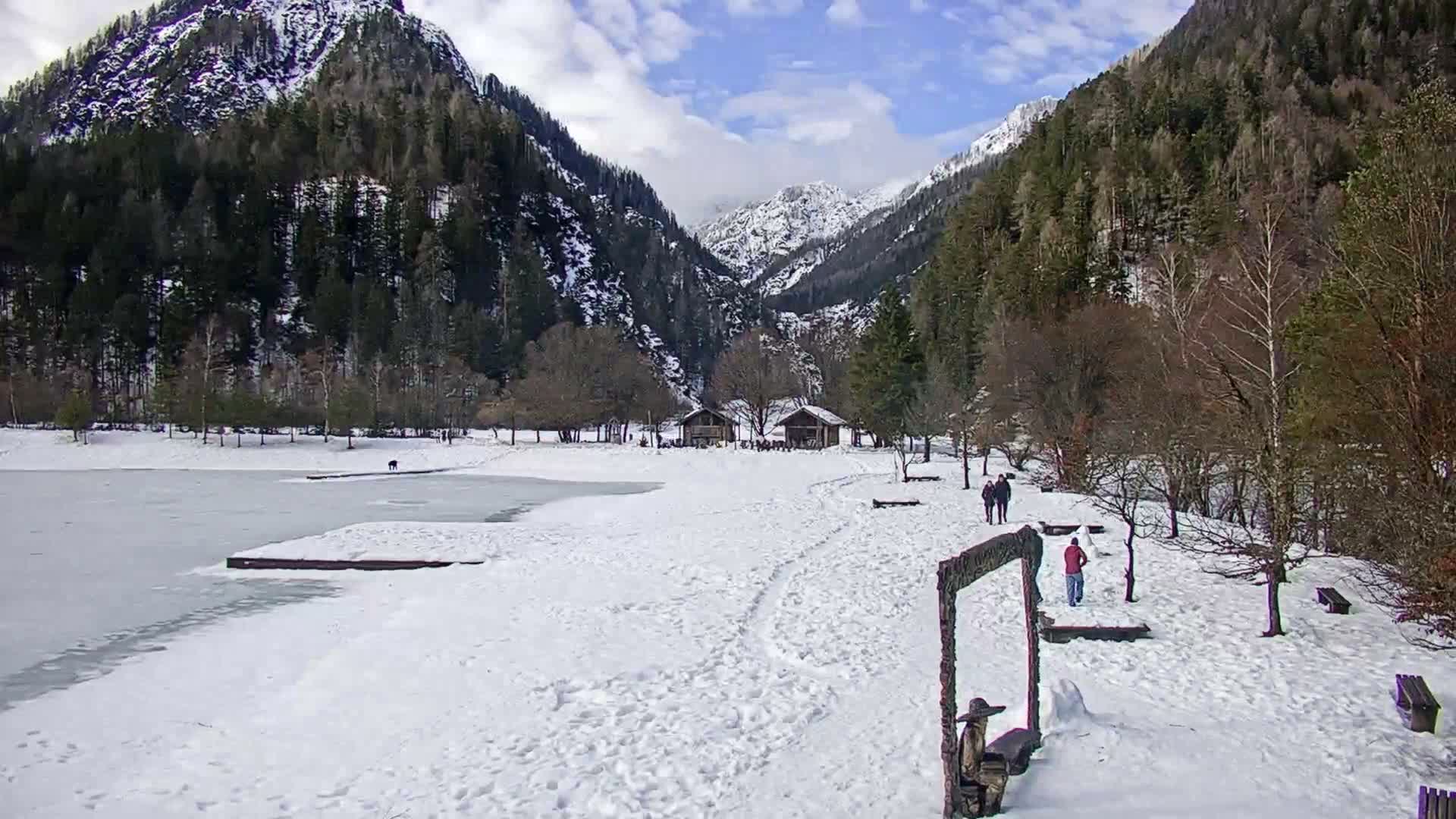 Kranjska Gora, Jezero Jasna Lake Live Cam - Jesenice, Gorenjska (Upper Carniola), Slovenia