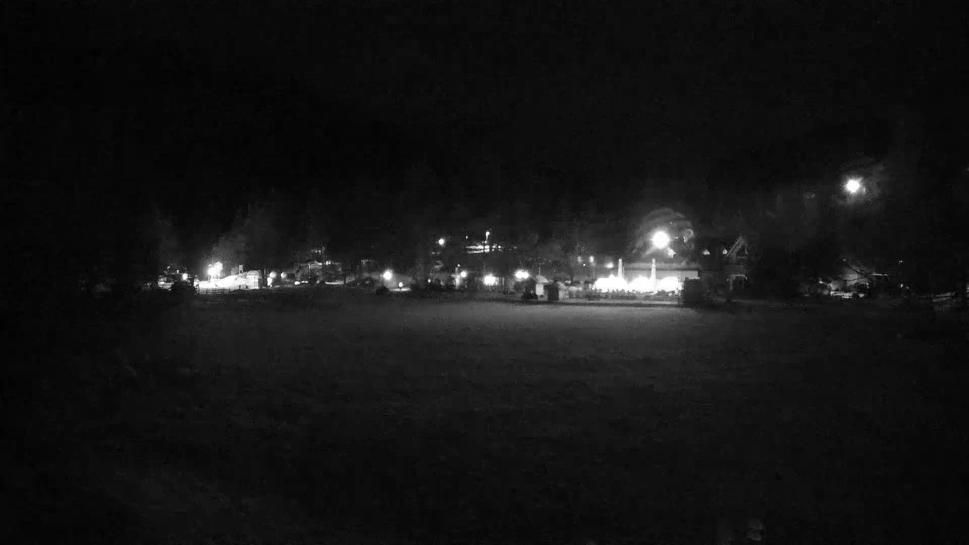 Kranjska Gora, Jezero Jasna Lake Live Cam - Jesenice, Gorenjska (Upper Carniola), Slovenia