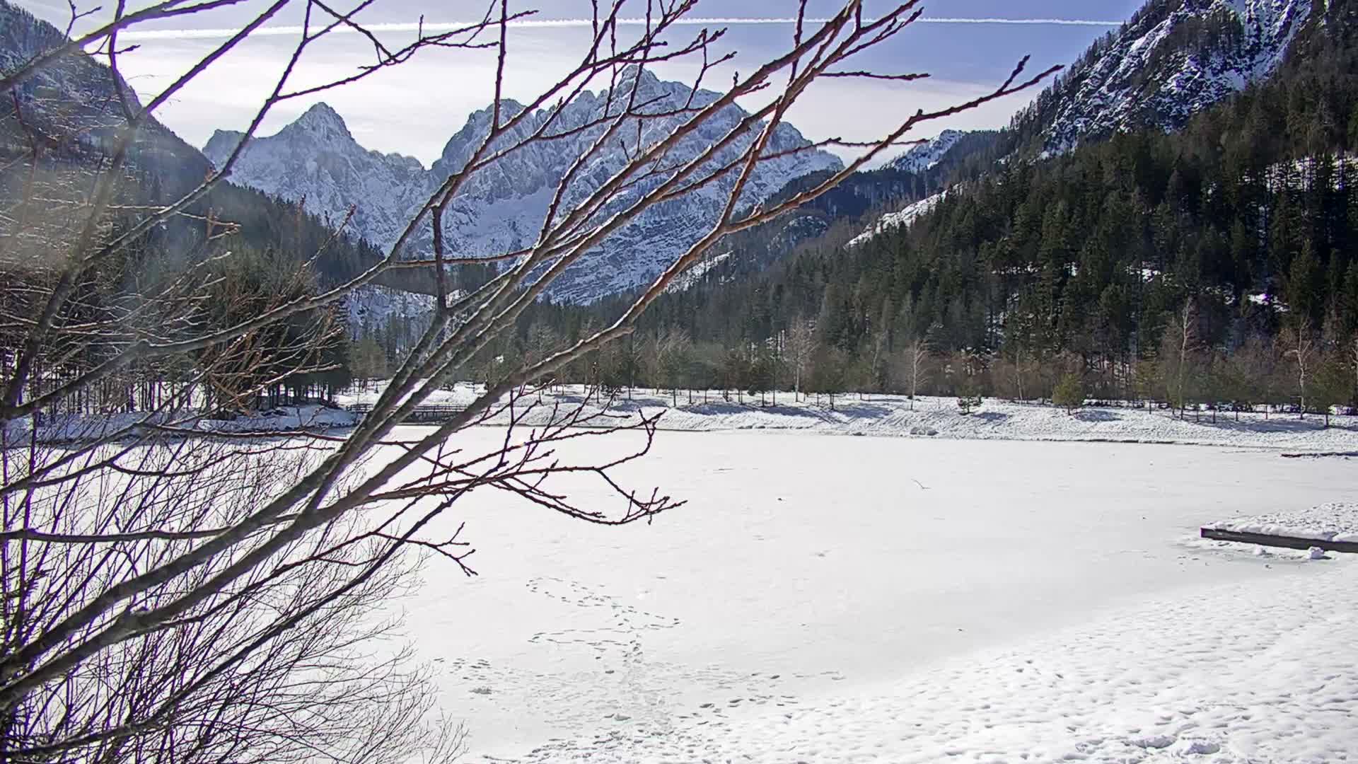 Kranjska Gora, Jezero Jasna Lake Live Cam - Jesenice, Gorenjska (Upper Carniola), Slovenia