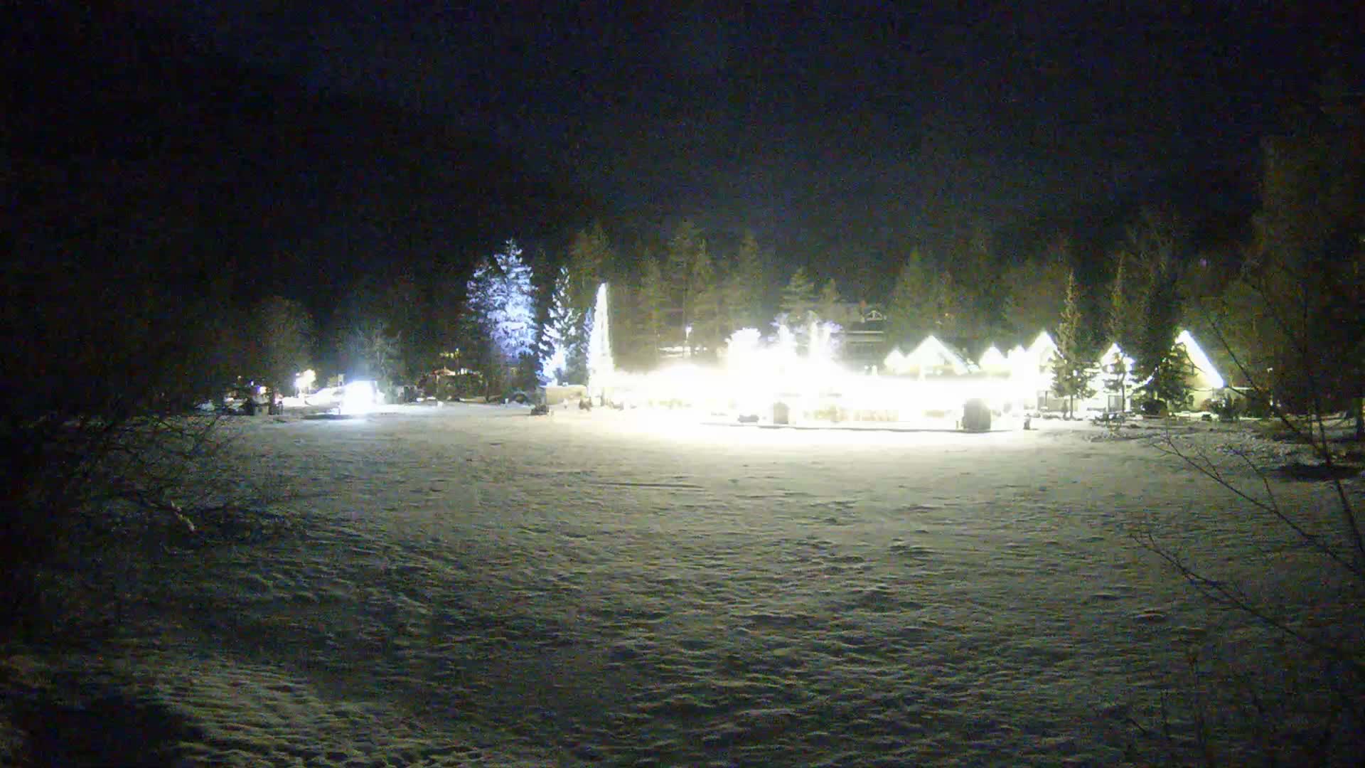 Kranjska Gora, Jezero Jasna Lake Live Cam - Jesenice, Gorenjska (Upper Carniola), Slovenia