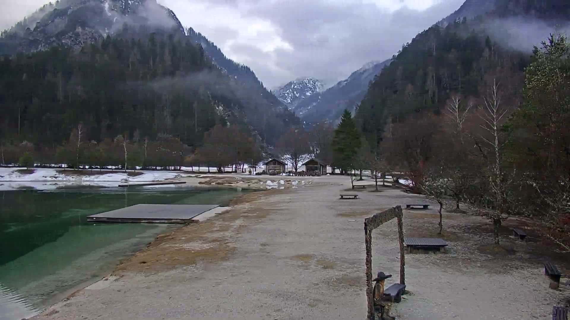 Kranjska Gora, Jezero Jasna Lake Live Cam - Jesenice, Gorenjska (Upper Carniola), Slovenia