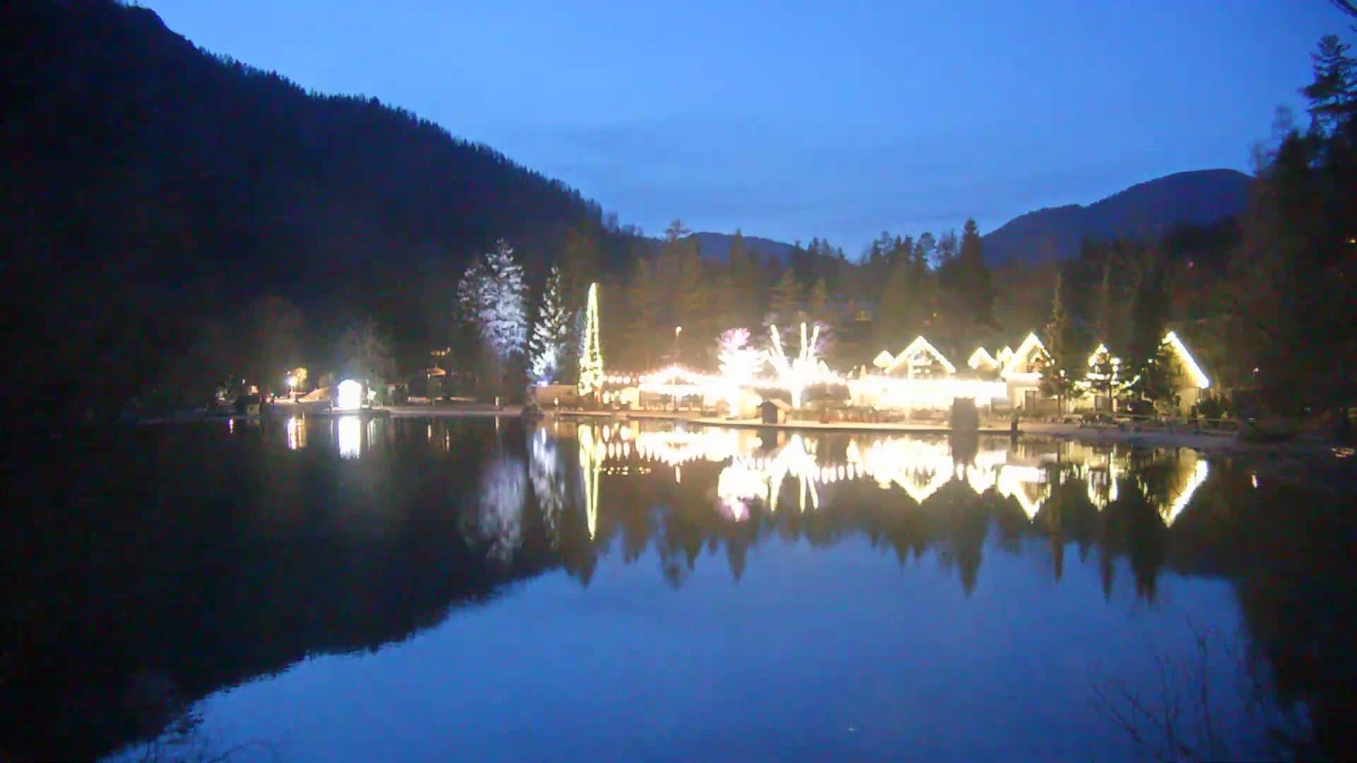 Kranjska Gora, Jezero Jasna Lake Live Cam - Jesenice, Gorenjska (Upper Carniola), Slovenia