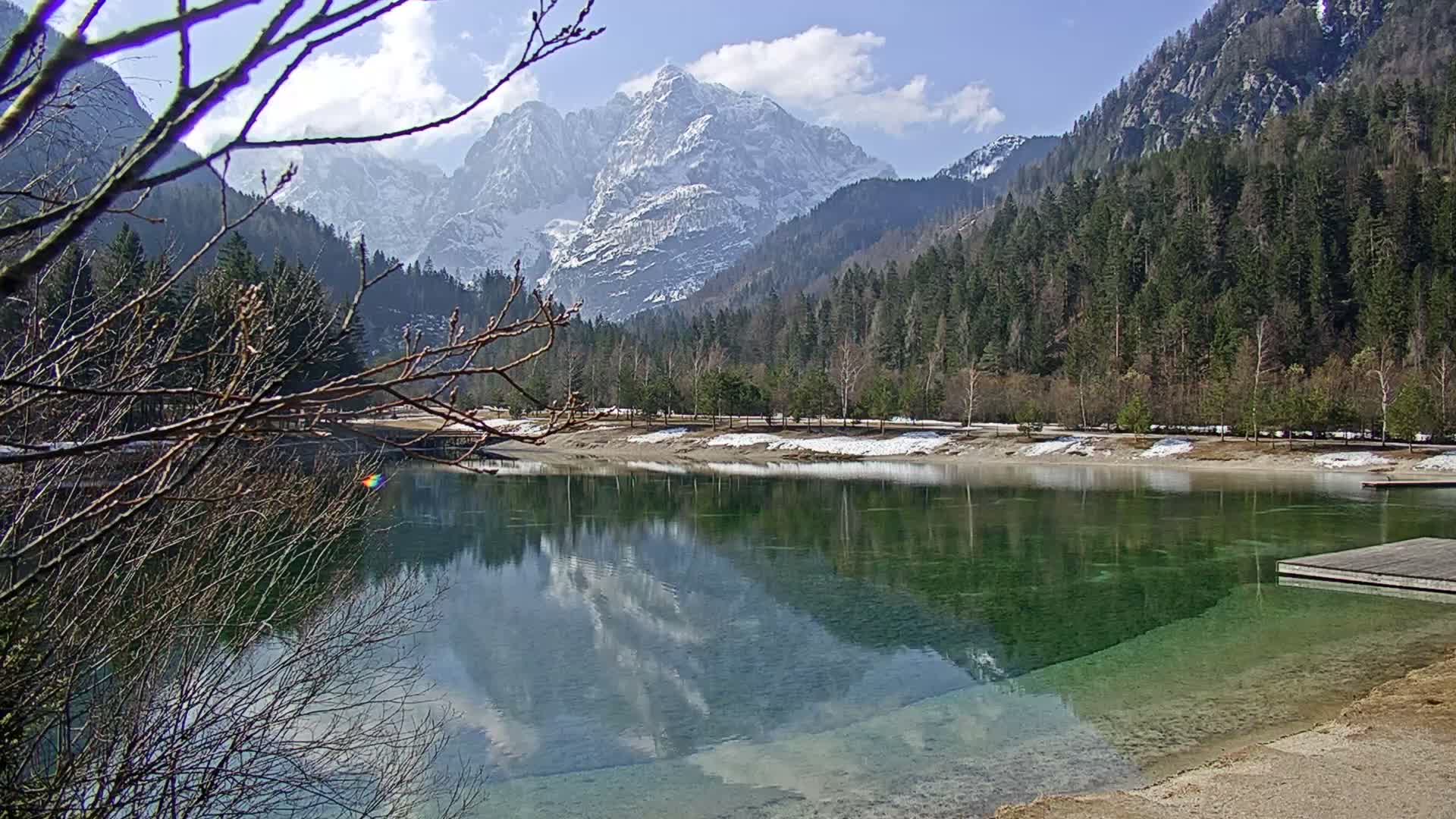 Kranjska Gora, Jezero Jasna Lake Live Cam - Jesenice, Gorenjska (Upper Carniola), Slovenia