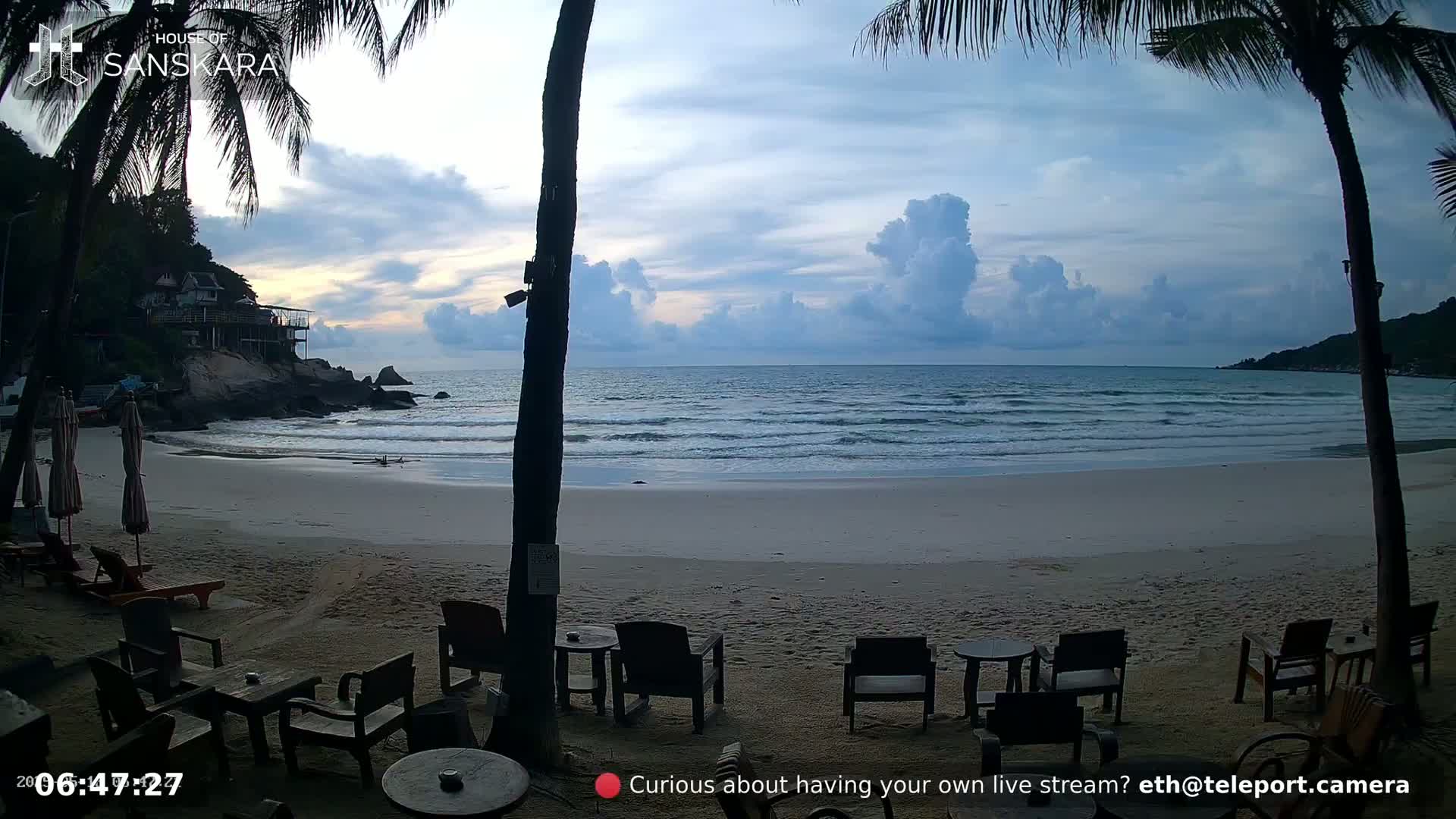 Haad Rin Beach from House of Sanskara Live Cam · Koh Pha Ngan, Surat Thani, Thailand 