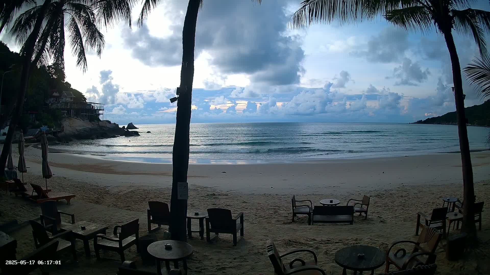 Haad Rin Beach from House of Sanskara Live Cam · Koh Pha Ngan, Surat Thani, Thailand 