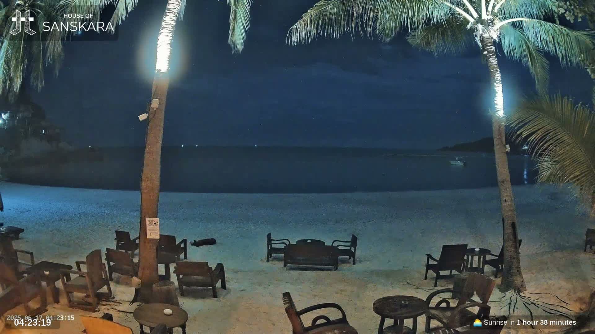 Haad Rin Beach from House of Sanskara Live Cam · Koh Pha Ngan, Surat Thani, Thailand 