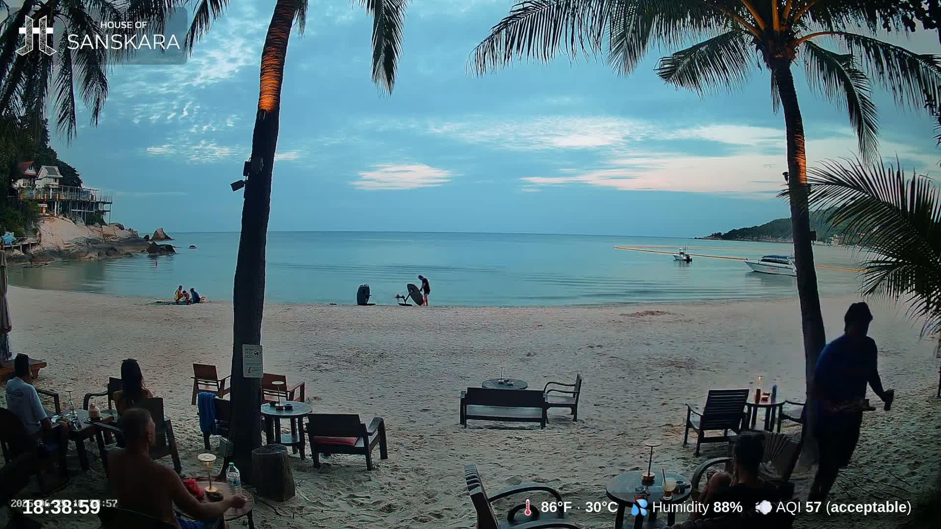 Haad Rin Beach from House of Sanskara Live Cam · Koh Pha Ngan, Surat Thani, Thailand 
