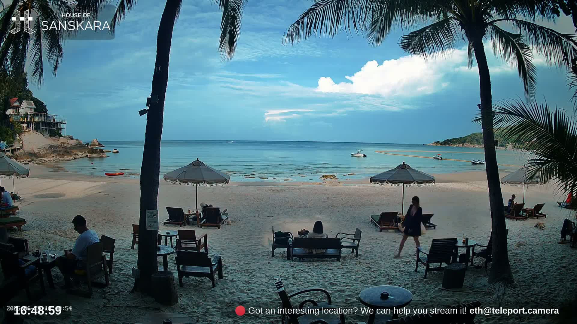Haad Rin Beach from House of Sanskara Live Cam · Koh Pha Ngan, Surat Thani, Thailand 