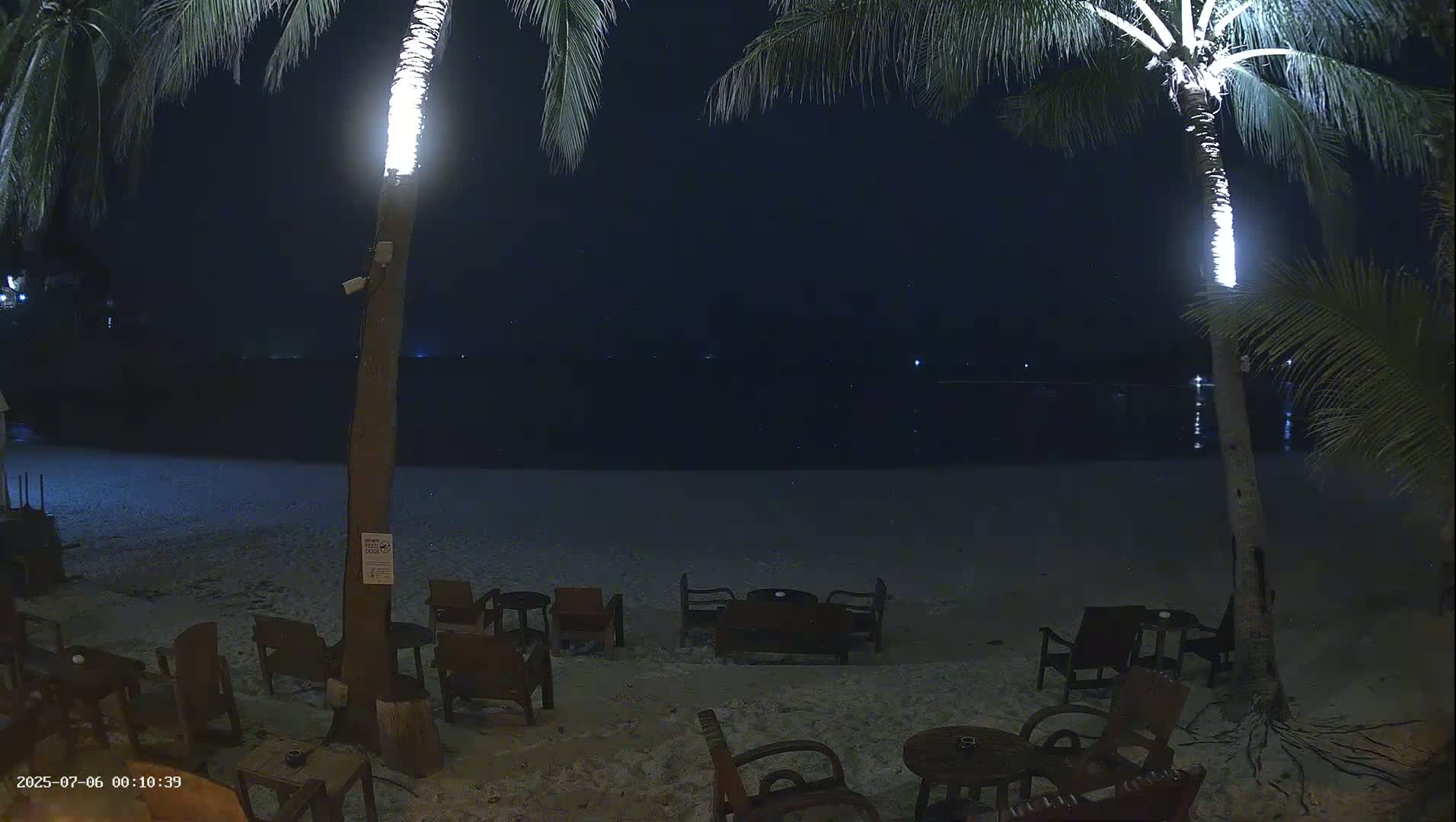 Haad Rin Beach from House of Sanskara Live Cam · Koh Pha Ngan, Surat Thani, Thailand 