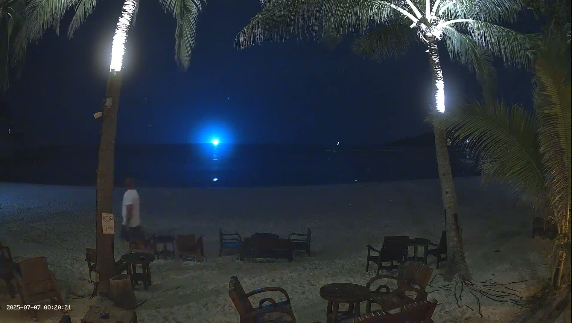 Haad Rin Beach from House of Sanskara Live Cam · Koh Pha Ngan, Surat Thani, Thailand 