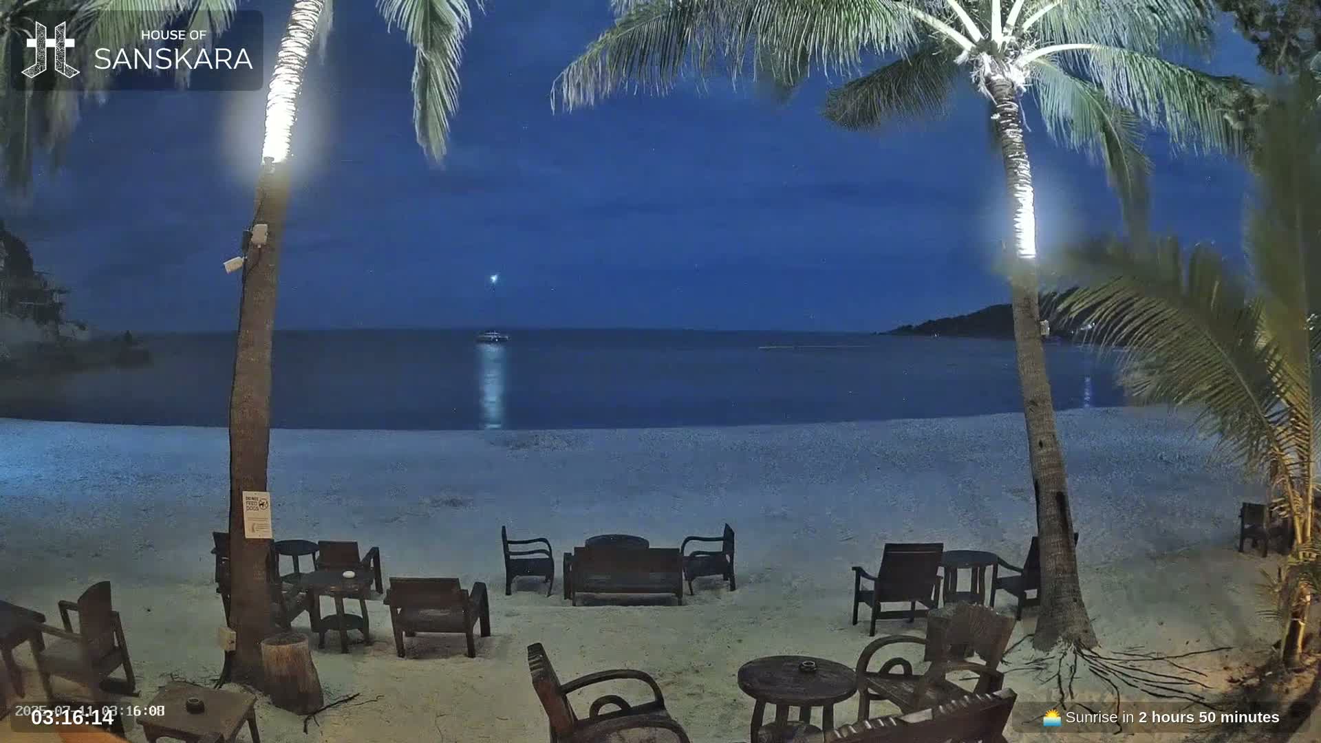 Haad Rin Beach from House of Sanskara Live Cam · Koh Pha Ngan, Surat Thani, Thailand 