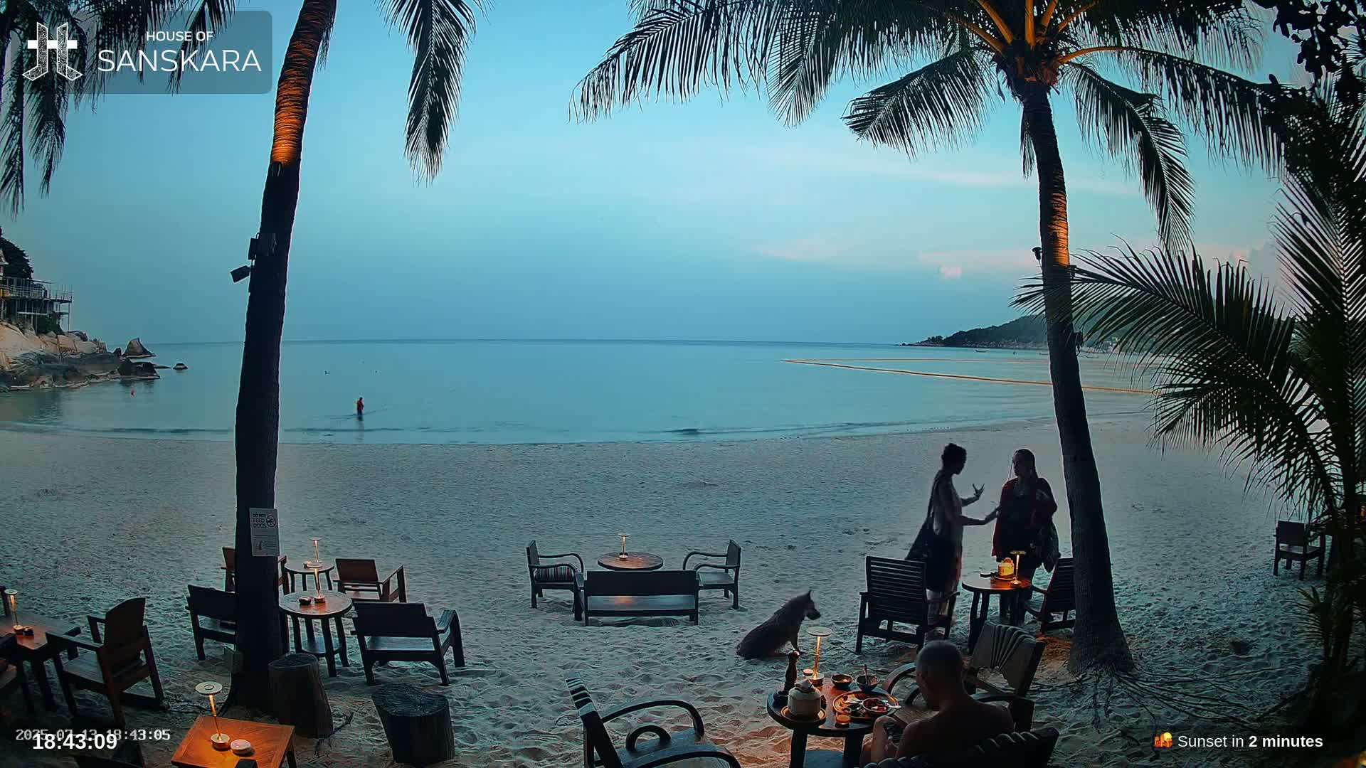 Haad Rin Beach from House of Sanskara Live Cam · Koh Pha Ngan, Surat Thani, Thailand 