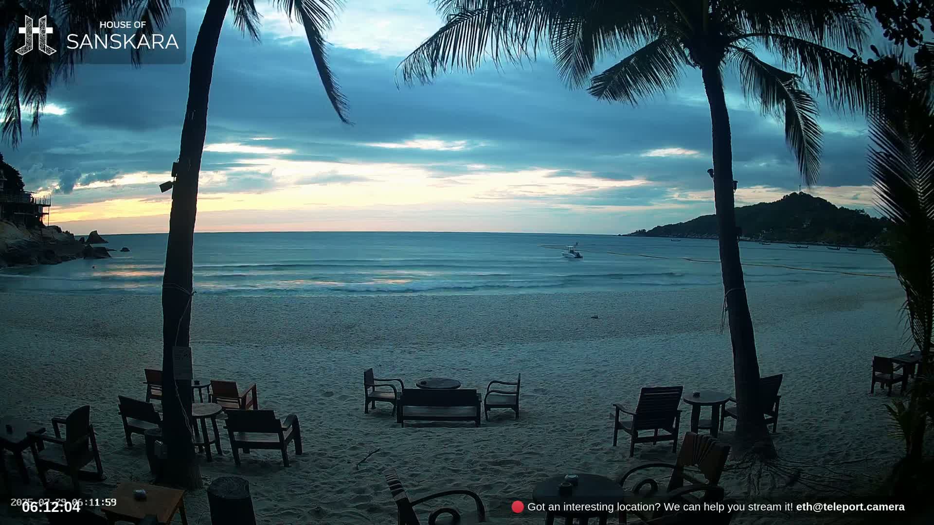 Haad Rin Beach from House of Sanskara Live Cam · Koh Pha Ngan, Surat Thani, Thailand 