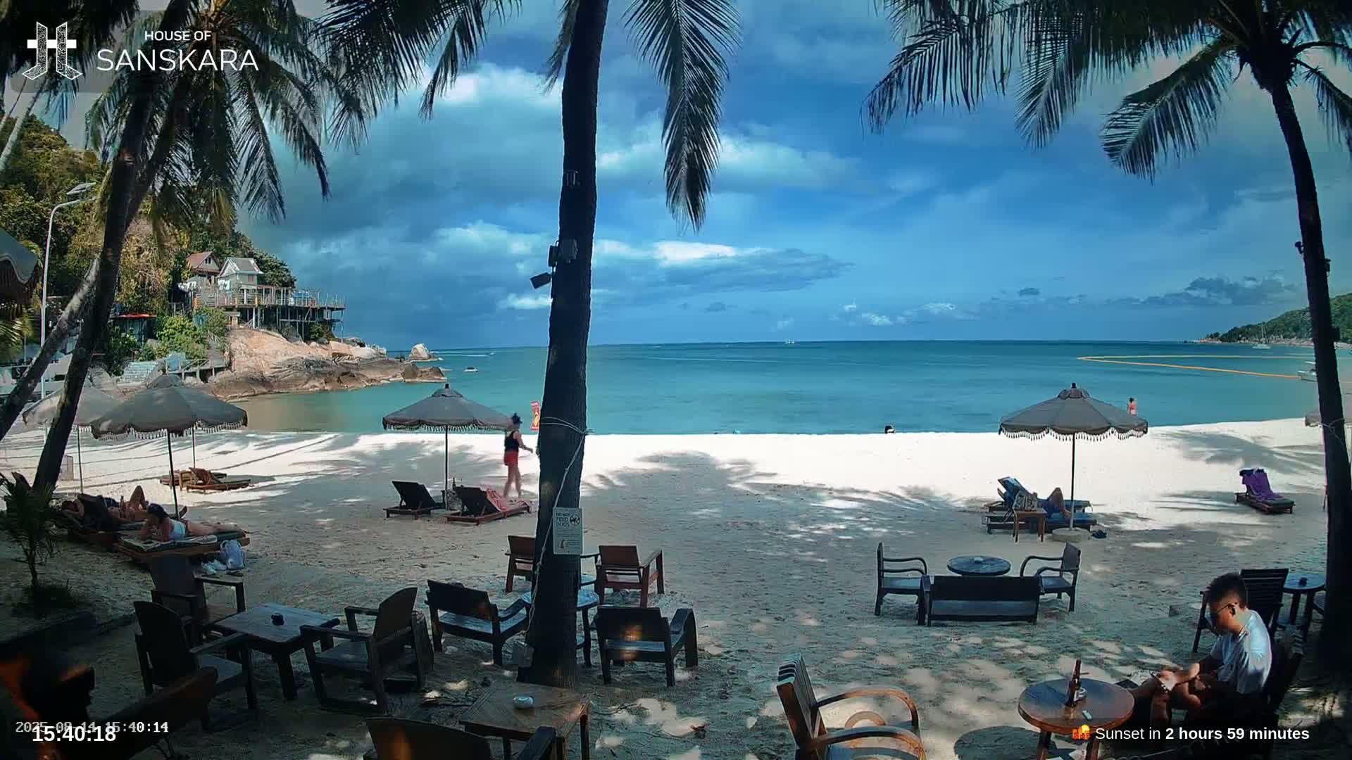 Haad Rin Beach from House of Sanskara Live Cam · Koh Pha Ngan, Surat Thani, Thailand 