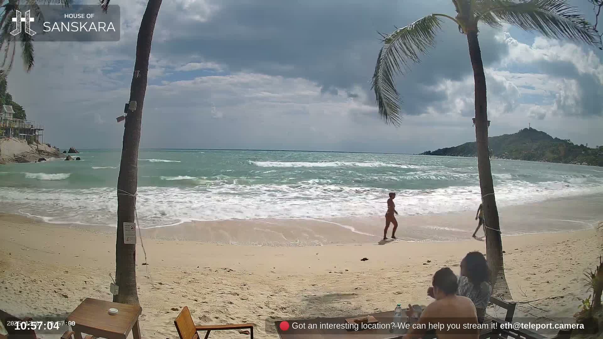 Haad Rin Beach from House of Sanskara Live Cam · Koh Pha Ngan, Surat Thani, Thailand 