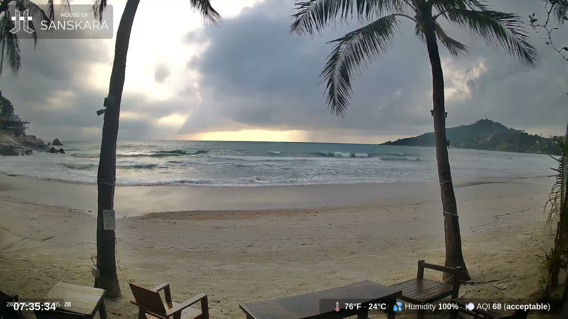 Haad Rin Beach from House of Sanskara Live Cam · Koh Pha Ngan, Surat Thani, Thailand 