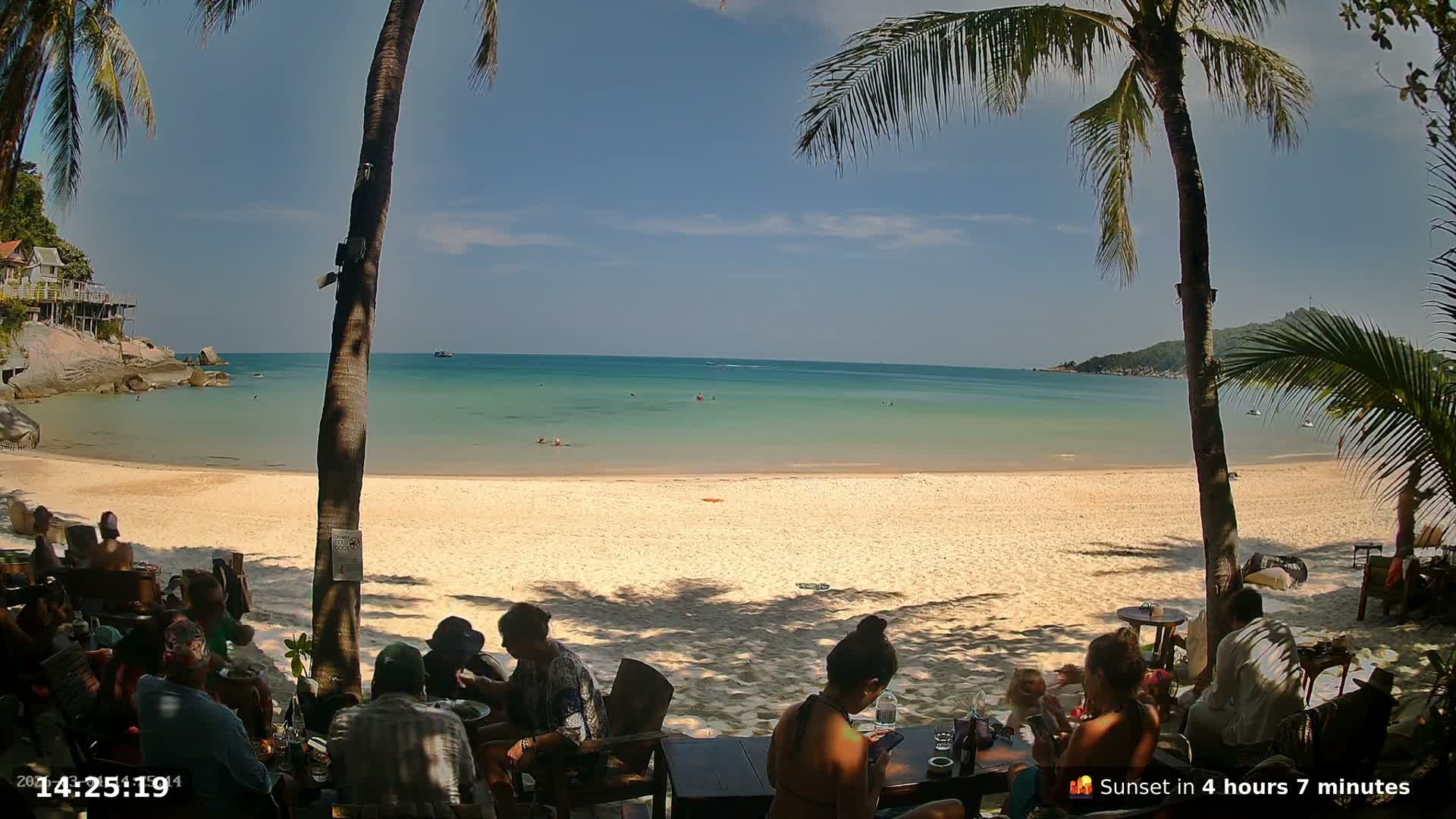 Haad Rin Beach from House of Sanskara Live Cam · Koh Pha Ngan, Surat Thani, Thailand 