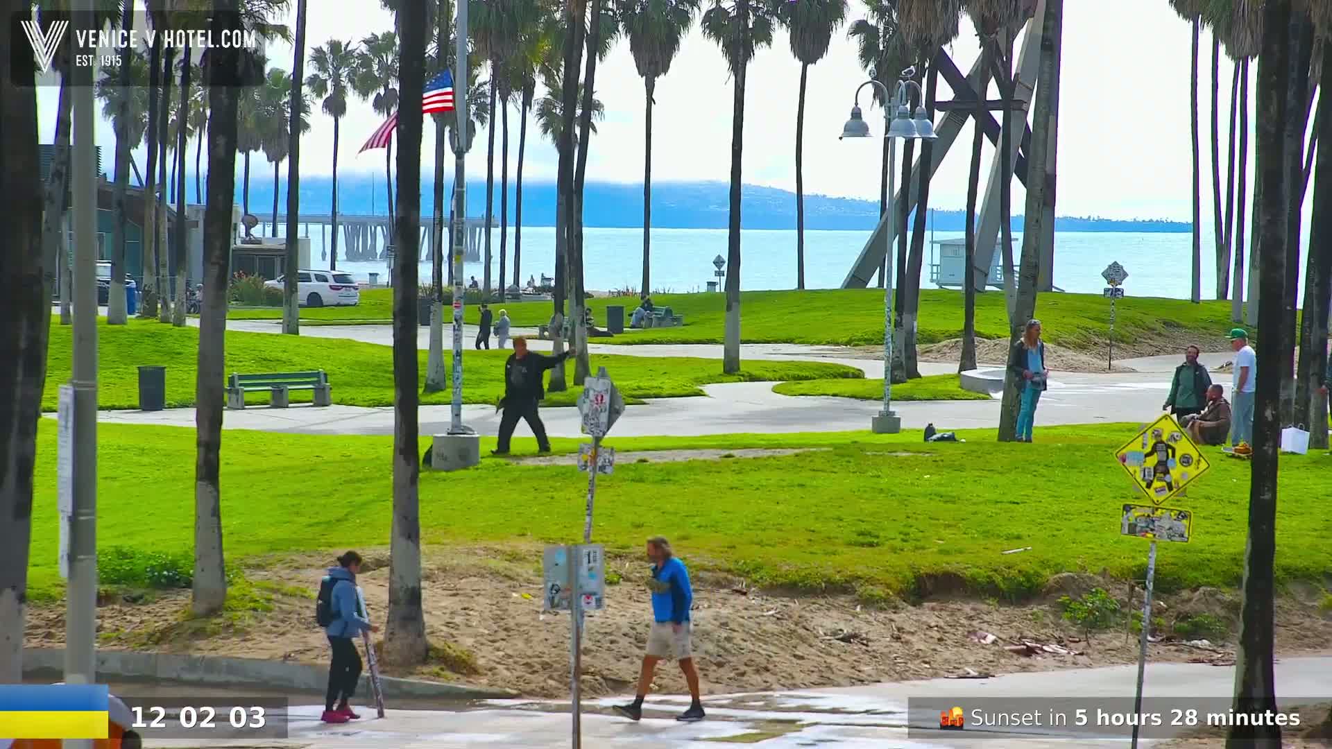 Venice Beach Live Cam - Los Angeles, California, USA