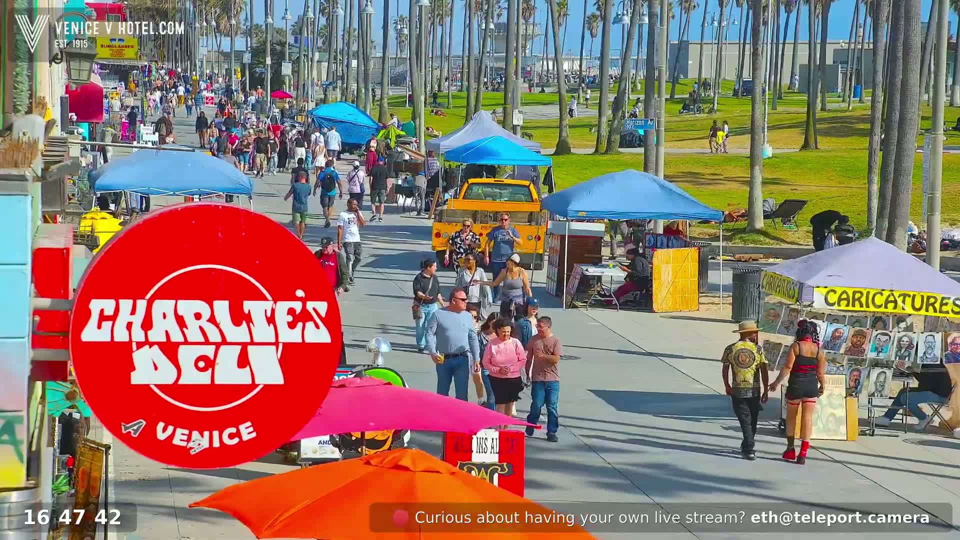 Venice Beach Live Cam - Los Angeles, California, USA