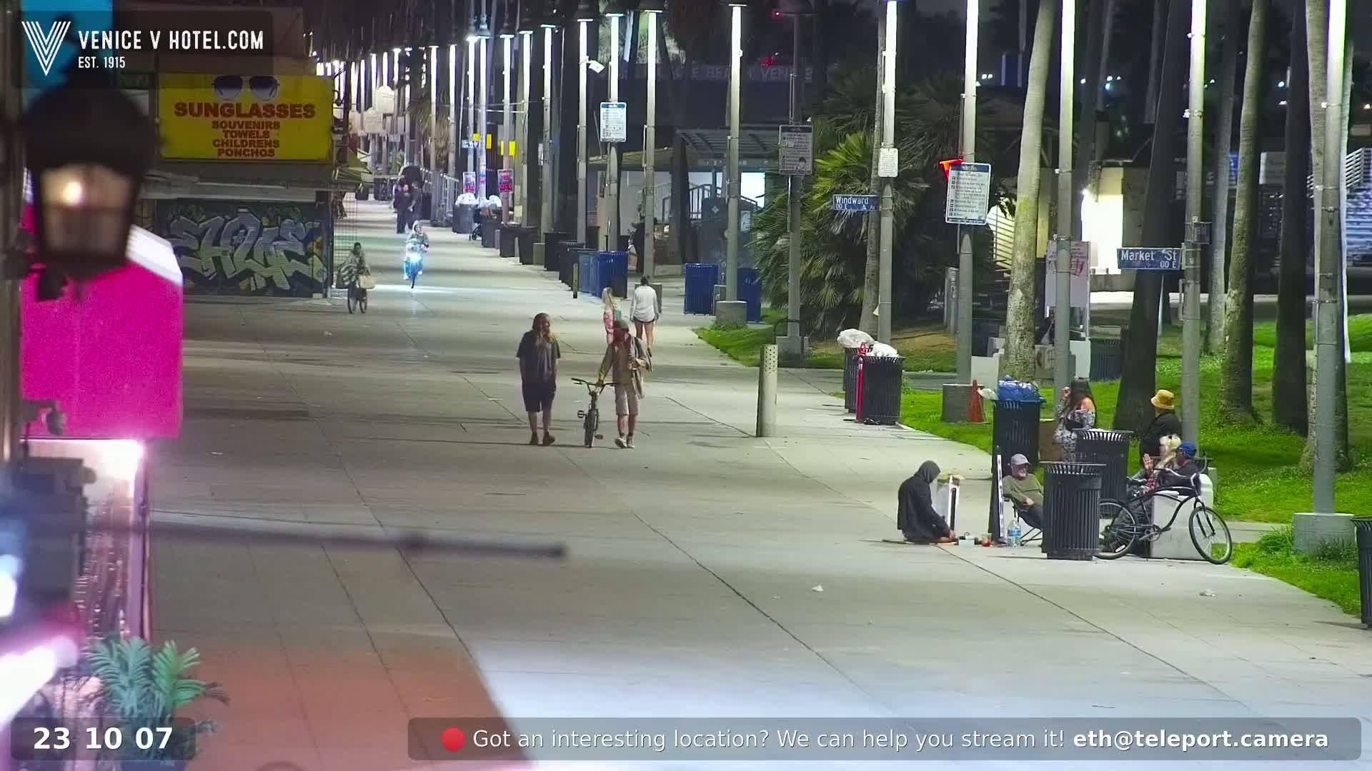 Venice Beach Live Cam - Los Angeles, California, USA