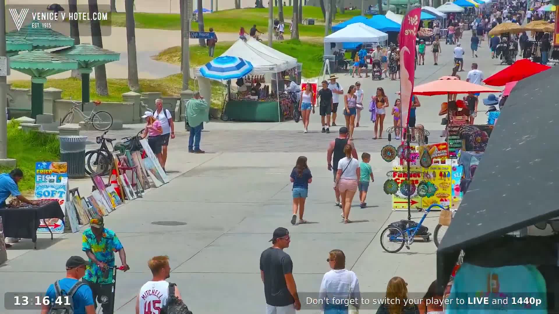 Venice Beach Live Cam - Los Angeles, California, USA