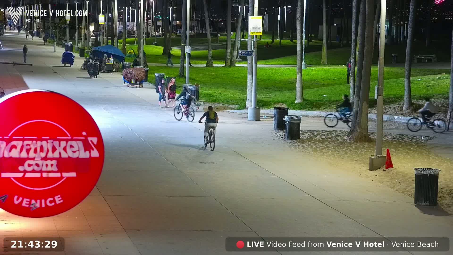Venice Beach Live Cam - Los Angeles, California, USA