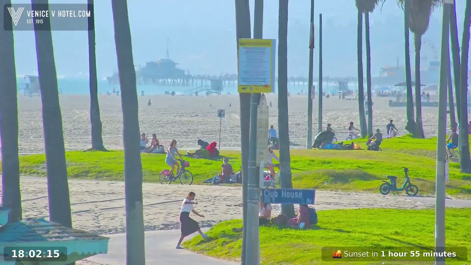 Venice Beach Live Cam - Los Angeles, California, USA