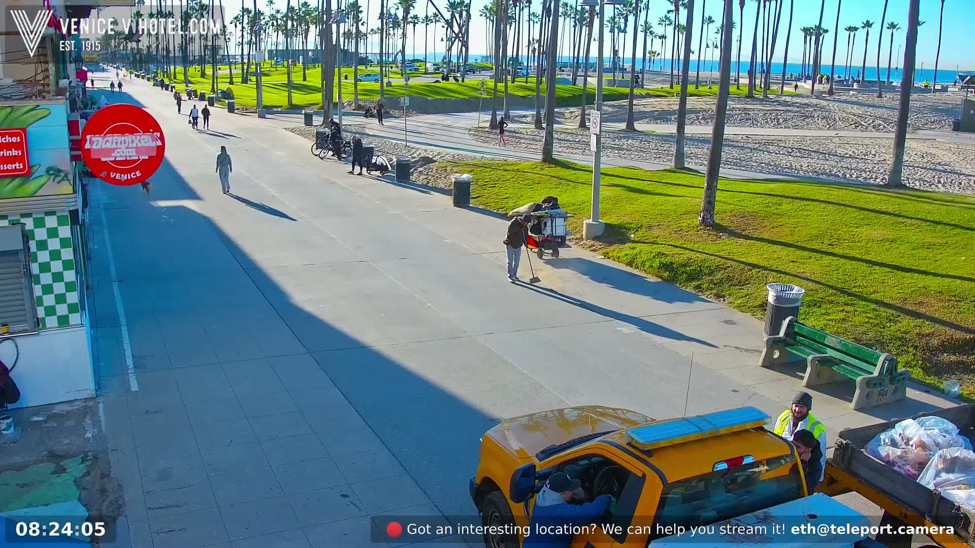 Venice Beach Live Cam - Los Angeles, California, USA