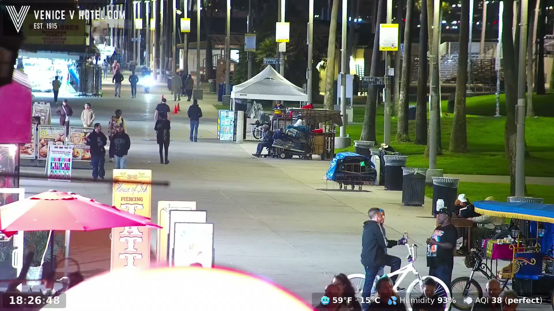 Venice Beach Live Cam - Los Angeles, California, USA