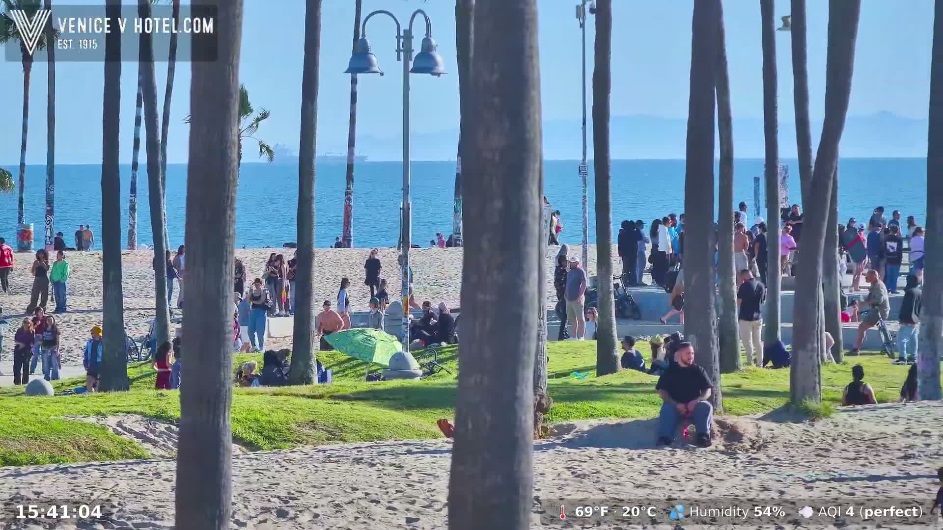 Venice Beach Live Cam - Los Angeles, California, USA