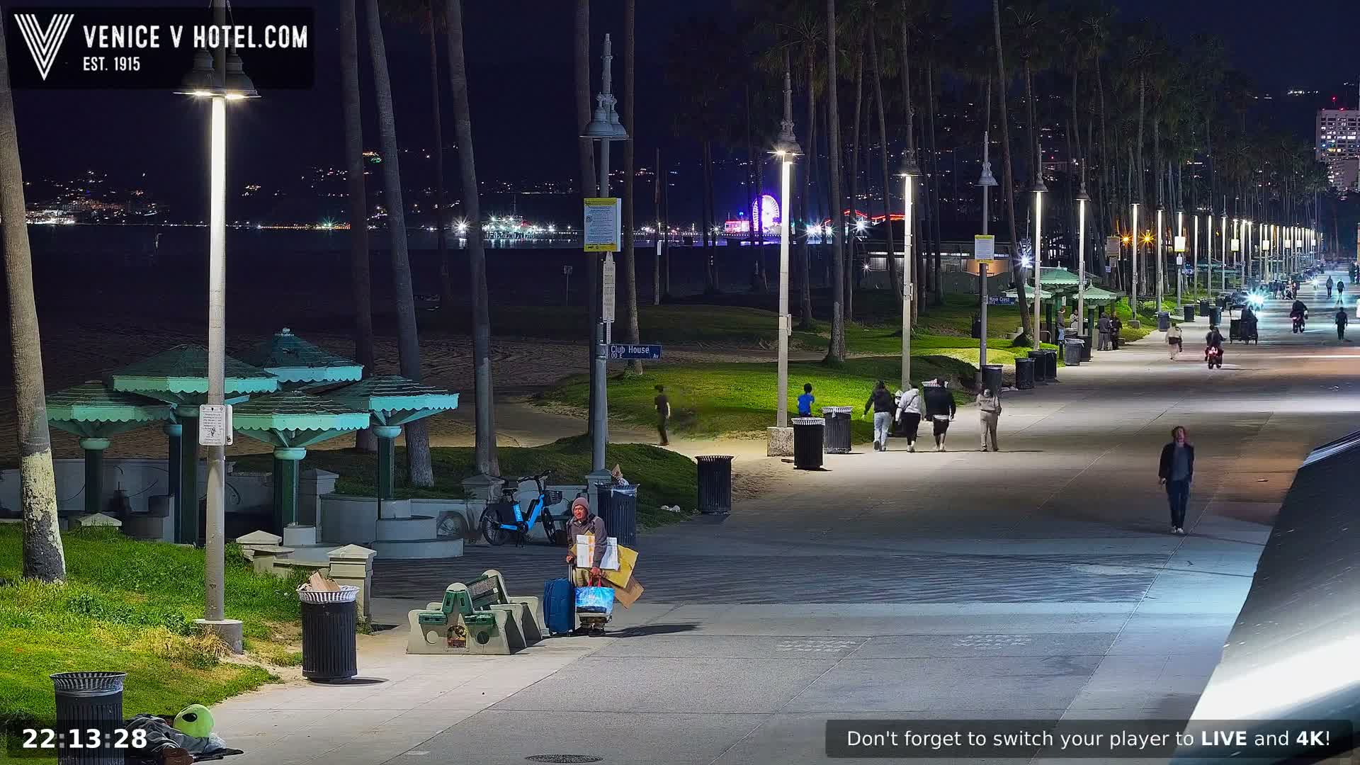 Venice Beach Live Cam - Los Angeles, California, USA