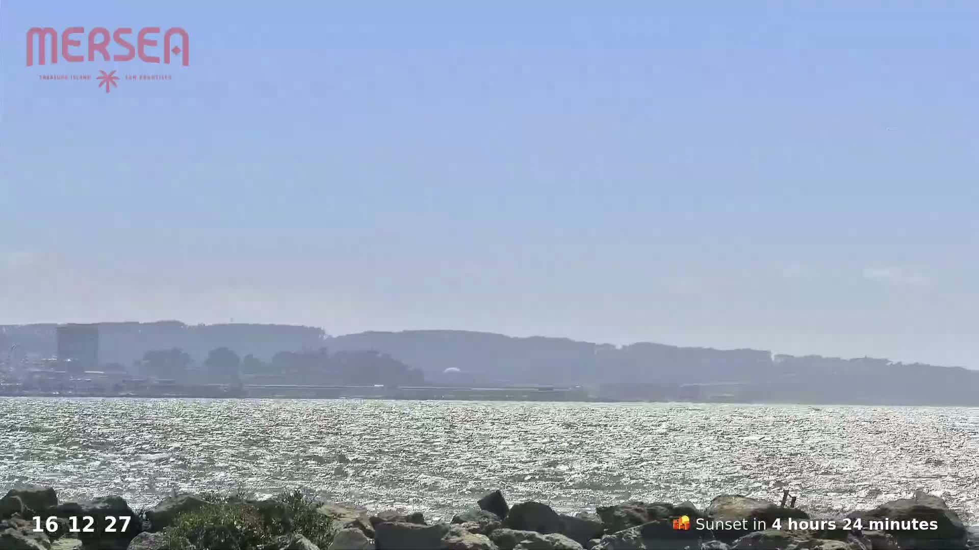 San Francisco City Live Camera from Treasure Island - San Fracisco, California, USA