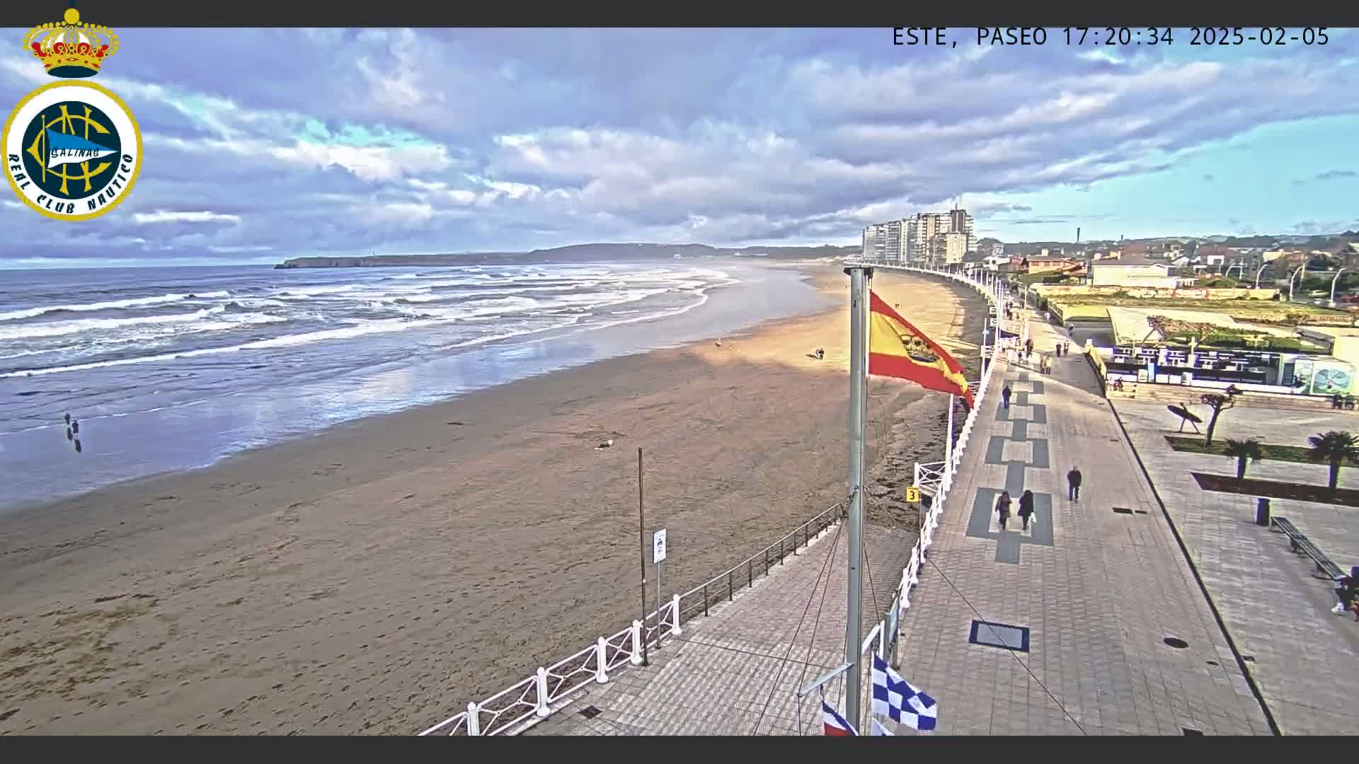East Playa de Salinas Beach Live Cam - Avilés, Asturias, Spain