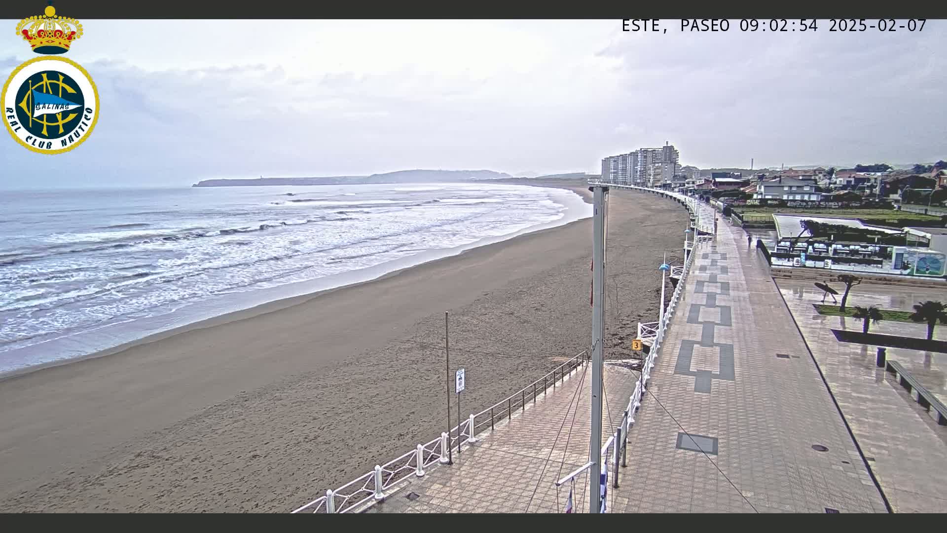 East Playa de Salinas Beach Live Cam - Avilés, Asturias, Spain